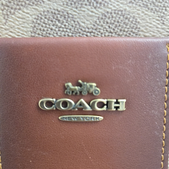 Coach Kitt Signature Jacquard Crossbody Bag - Picture 13 of 16